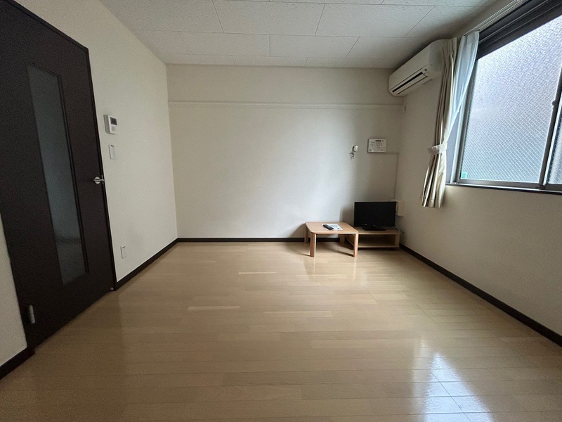 レオネクストまるはち 居間