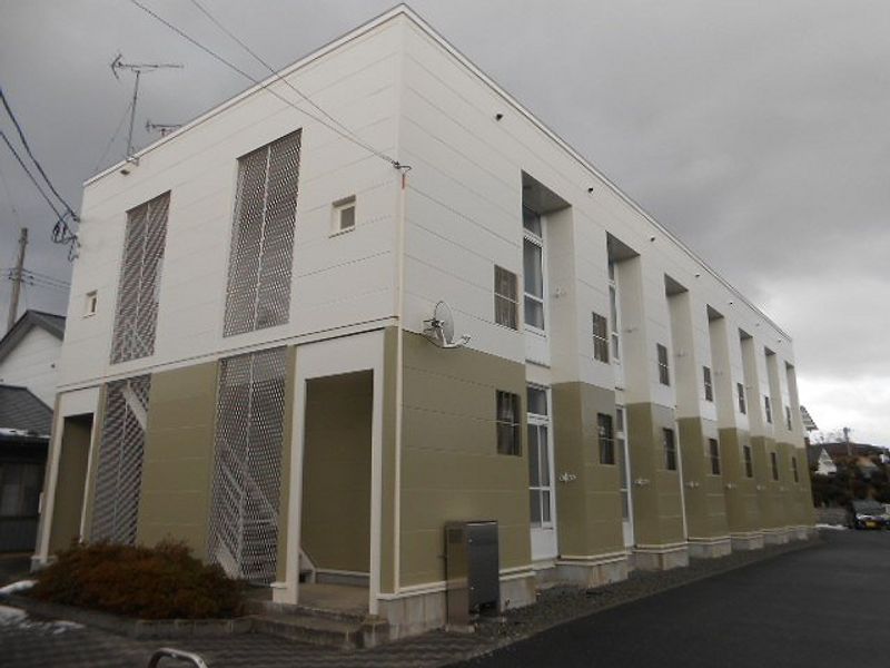 レオパレス中屋敷ガーデン エントランス