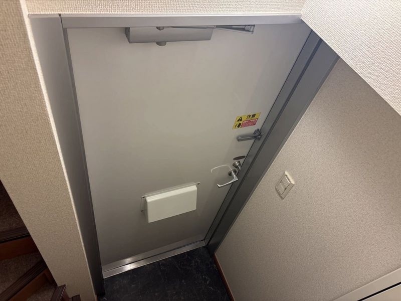 leopalace Satte East I 玄关