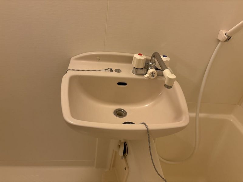 レオパレスＩＲＯＮ 洗面台