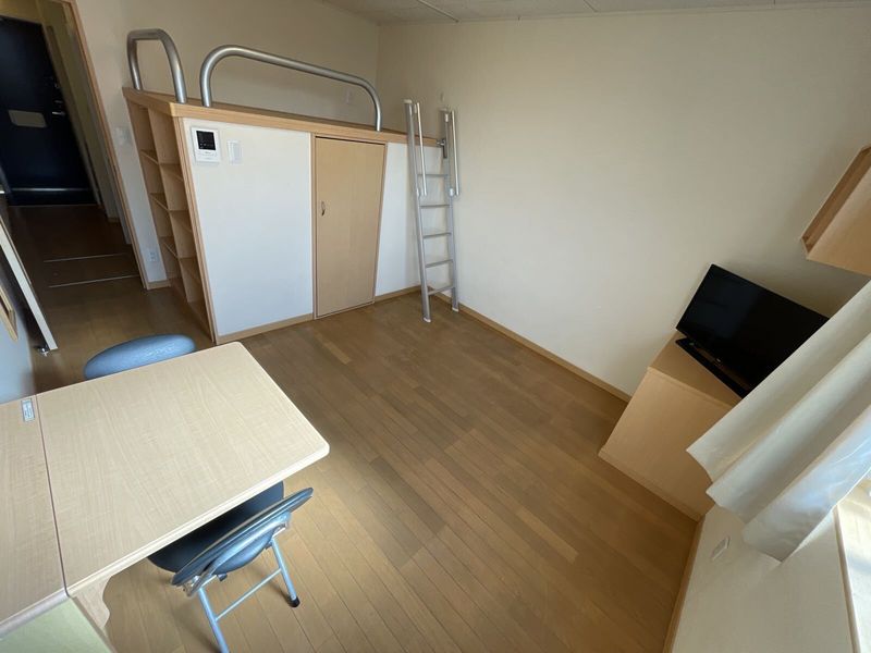 LEONEXT Grand Pierre Living room