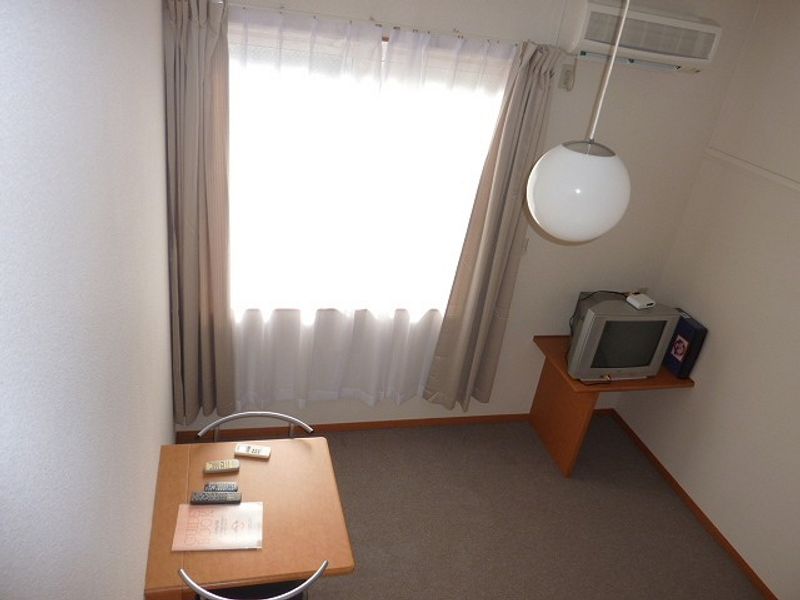 レオパレスさくら 居間