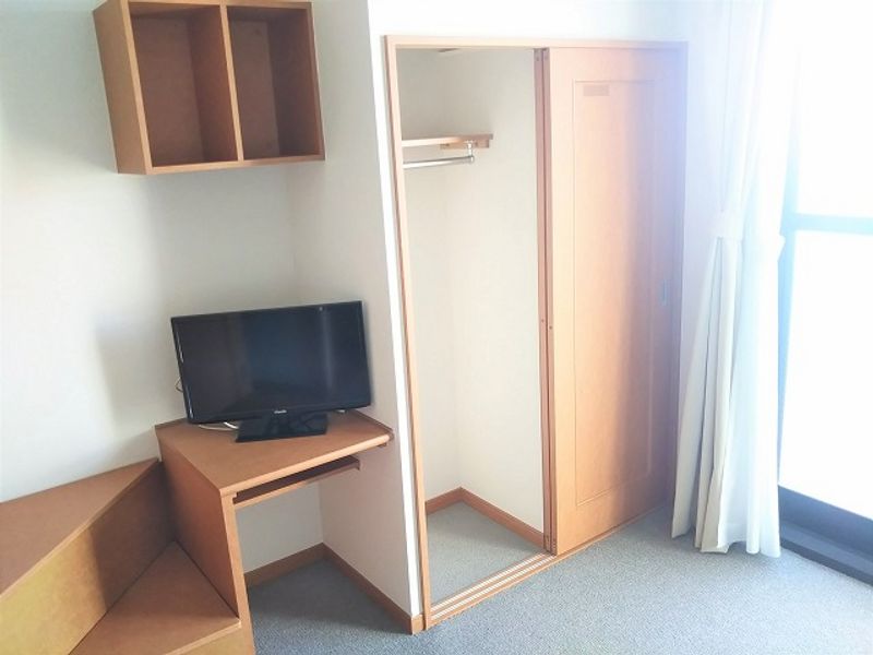 レオパレス南花園Ｊ１ 収納