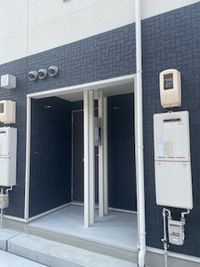 レオネクストステイシー 玄関