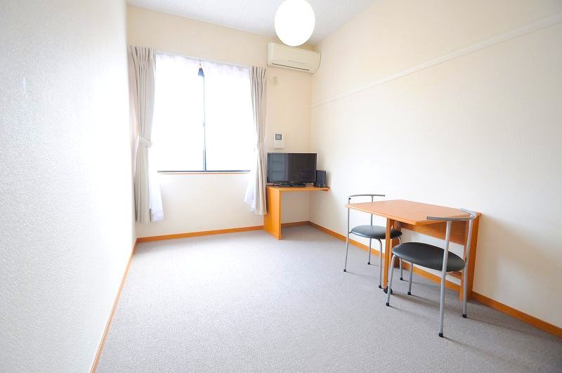 leopalace Kusunoki Phòng khách