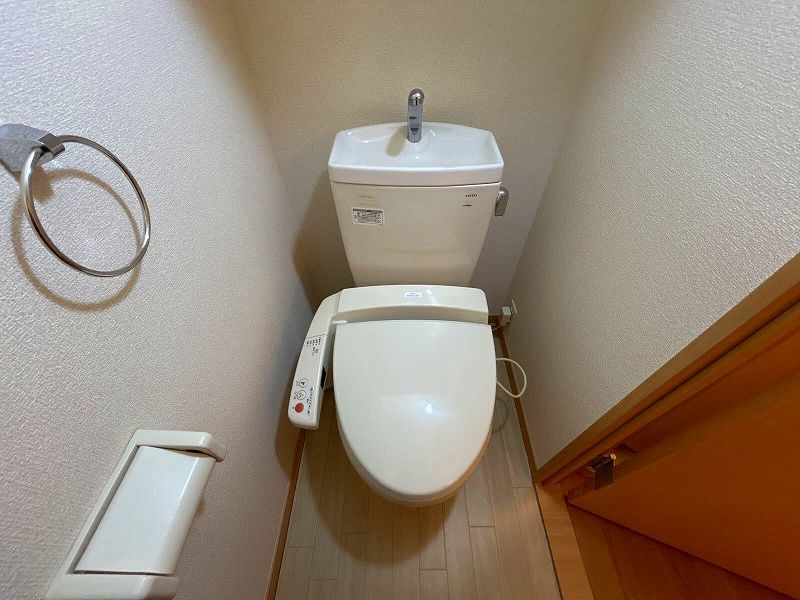 レオパレスソレーユⅢ トイレ