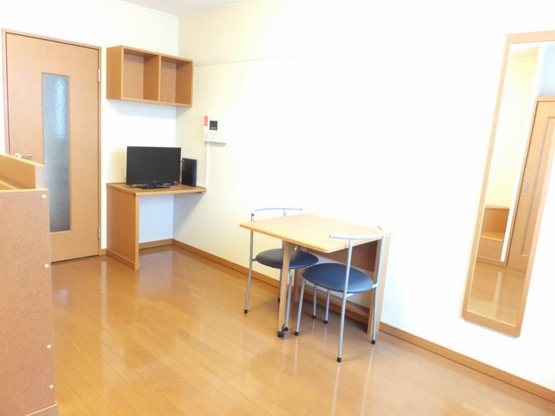レオパレスＳｅｃｏｎｄ１００ 居間