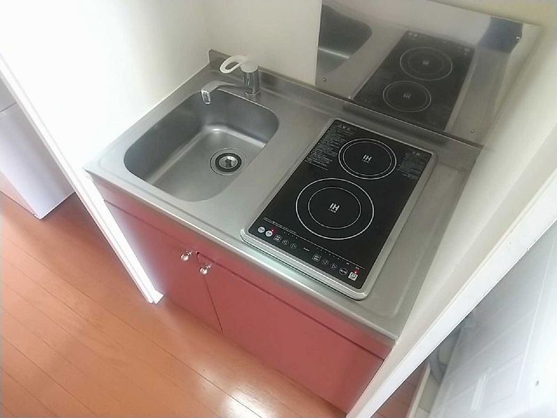 leopalace Lucia Kitchen