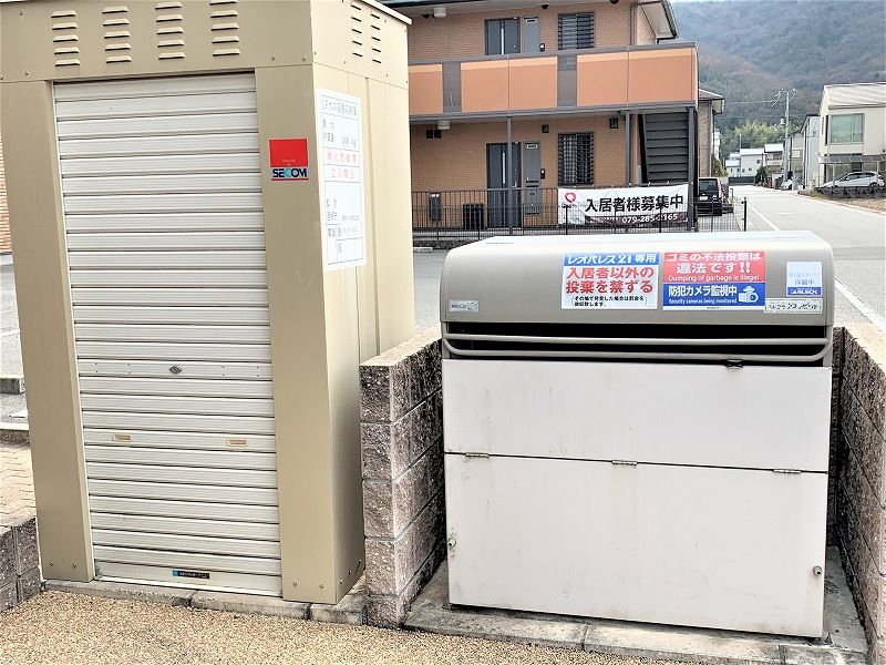 レオネクストウイングＡ 共用部分