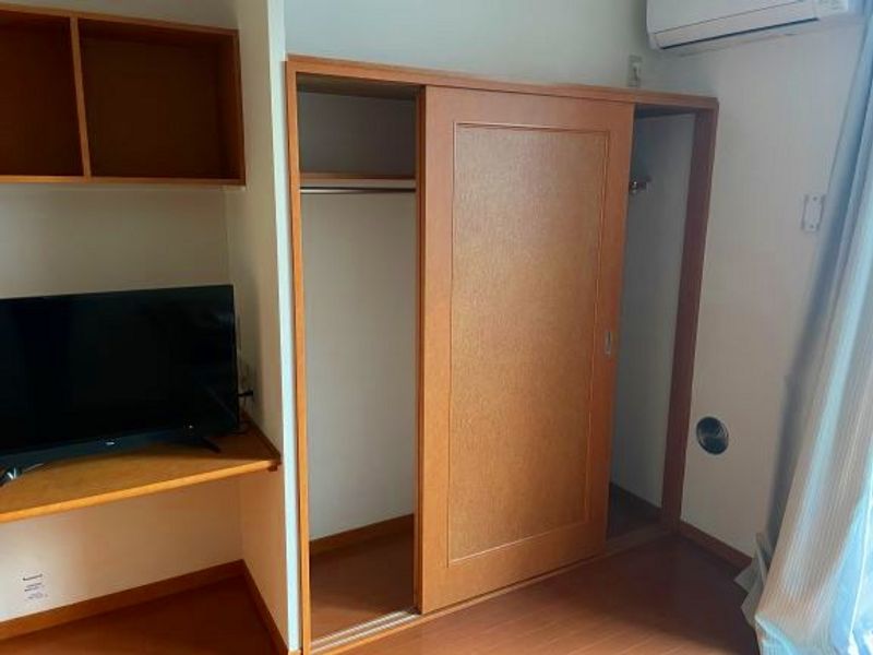 レオパレスウエストヴィレッジ 収納