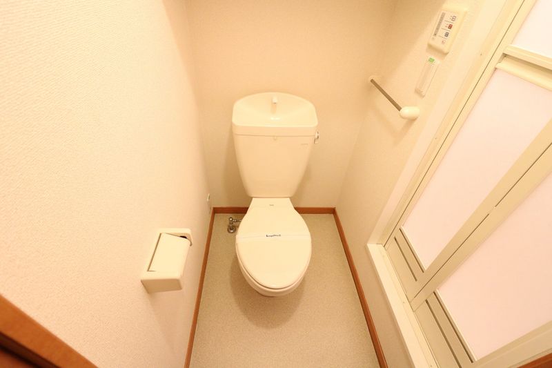 レオパレスサンメゾン トイレ