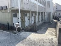 レオパレスかなめ２ エントランス