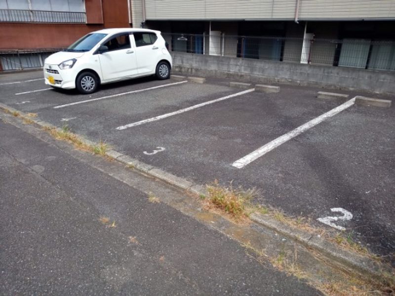 レオパレスラ・ロング 共用部分