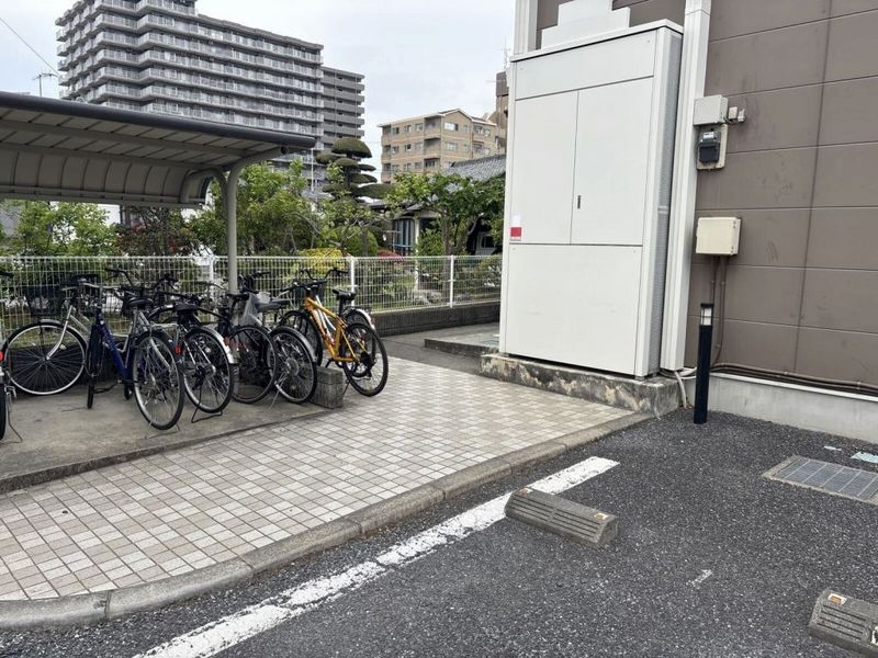 レオパレスウェルカムハート エントランス
