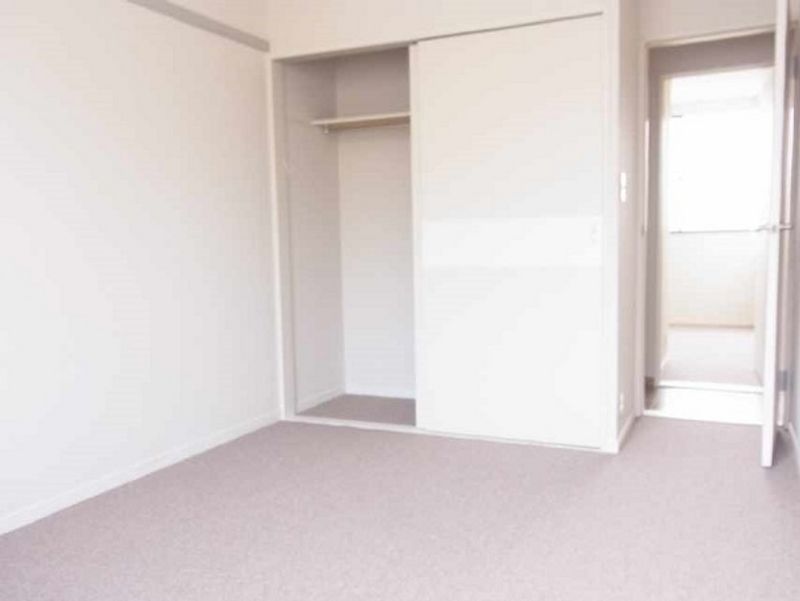 レオパレス貴富彌 収納