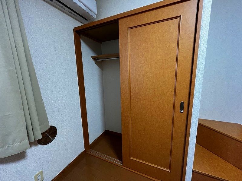 レオパレスウィング 収納