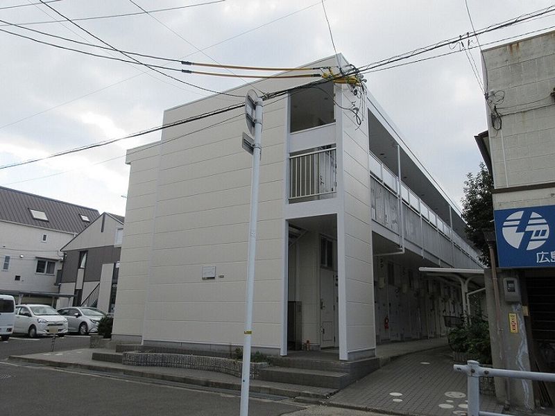 レオパレス青崎 外観
