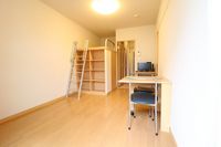 レオパレスメゾンドＭ　Ⅱ 居間
