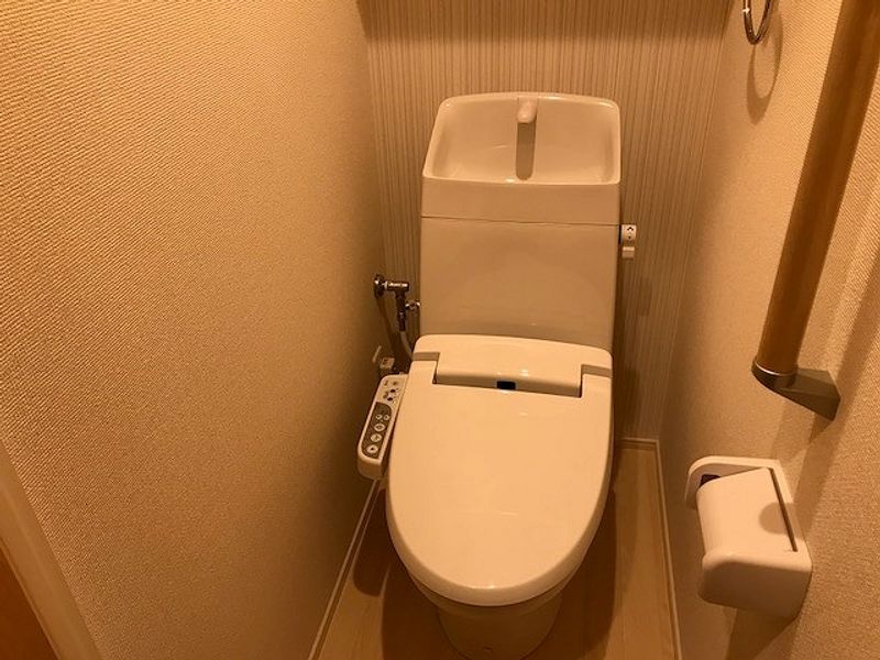 CLEINO Heim Uno Sato Toilet