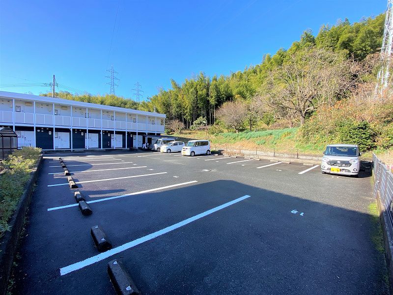 レオパレス安来 駐車場