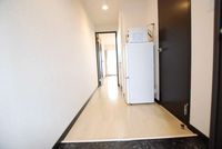 レオネクストレインボー上竹 玄関
