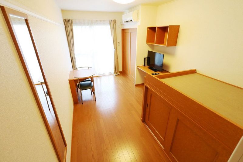 leopalace Efu Living room