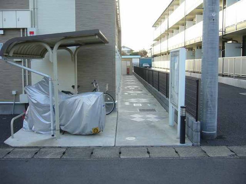 レオネクストチェリーブロッサム エントランス
