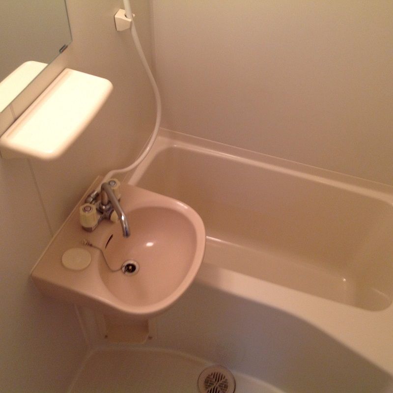 レオパレストーワⅢ 風呂