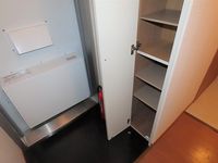 レオパレスフォレスト 玄関