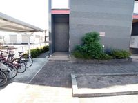 レオパレス平吉 エントランス
