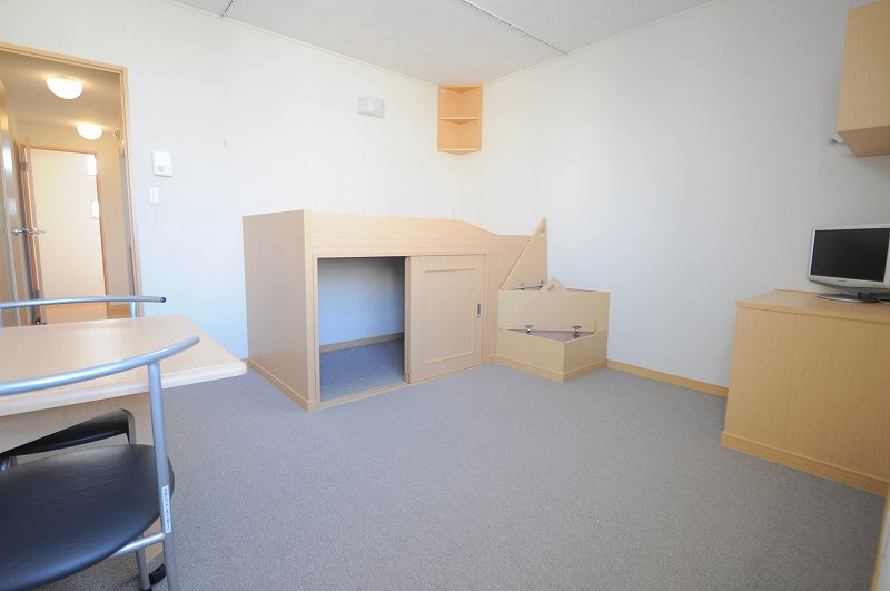 LEONEXT Nishimachi Living room