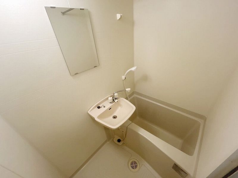 レオパレスセレーヌ新高円寺 風呂