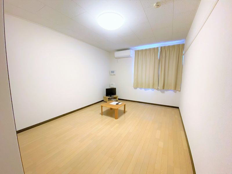 レオネクストひかり 居間