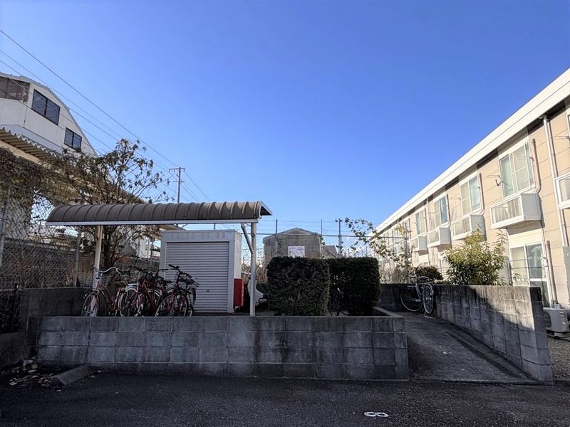レオパレスメイホワール 共用部分