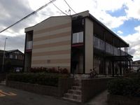 レオパレスレイ 外観