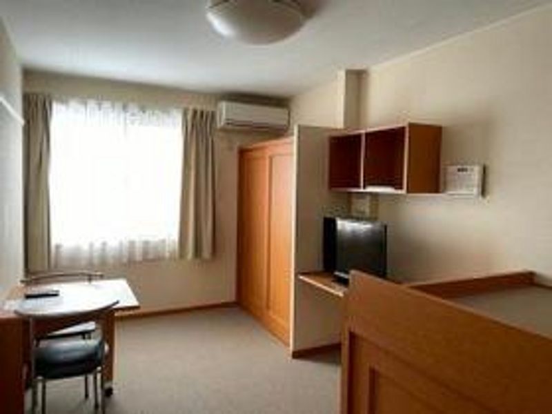 レオパレスミナミ 居間