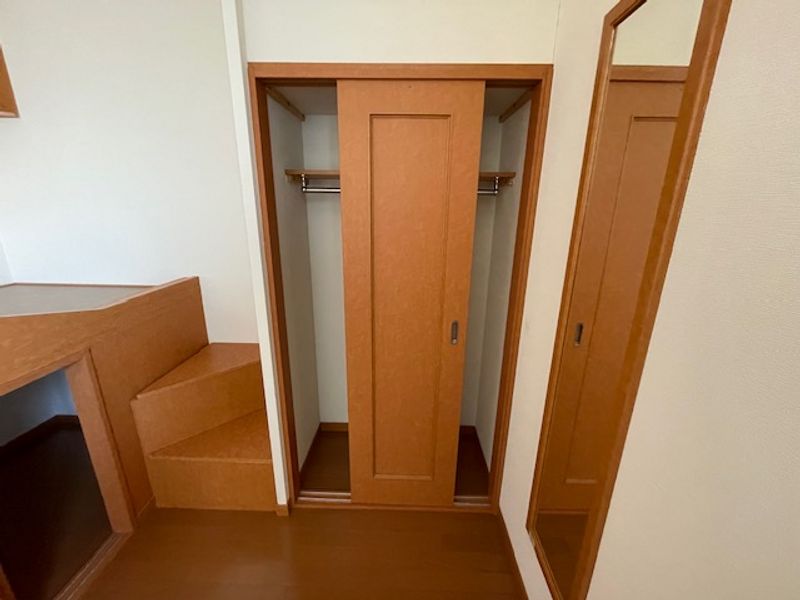 leopalace Misato Storage