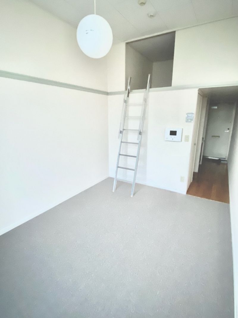 レオパレスエミネンス・ドエル 寝室