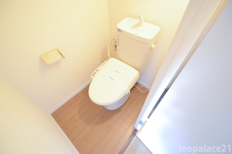 レオパレス金草沢 トイレ