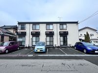 レオパレス老松町 外観