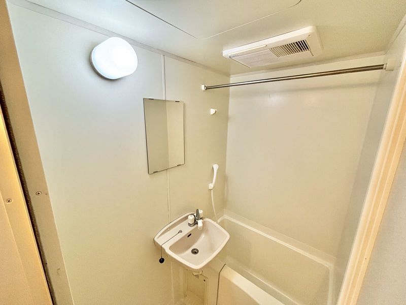 レオパレスカメリアⅢ 洗面台