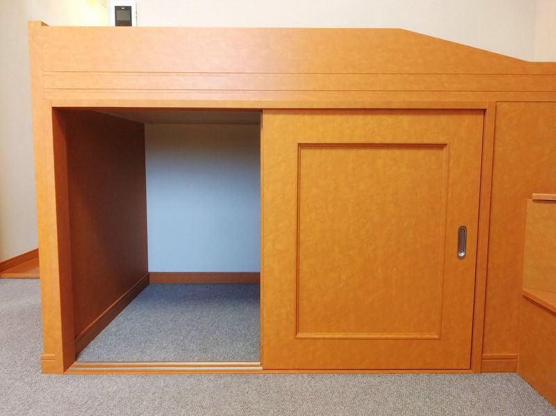 レオパレスエトランゼ 収納