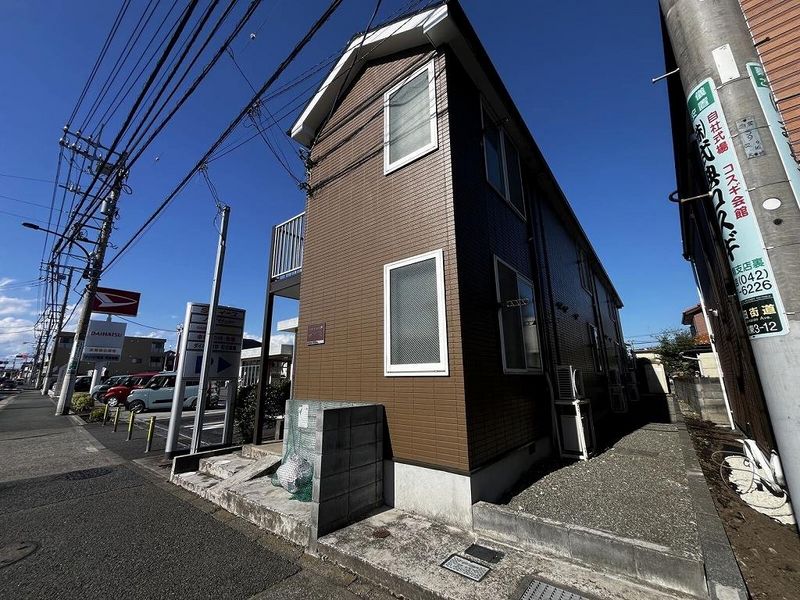 レオパレスポラリス 外観