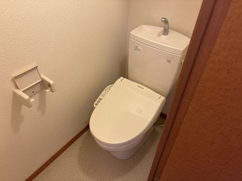 レオパレス柚 トイレ