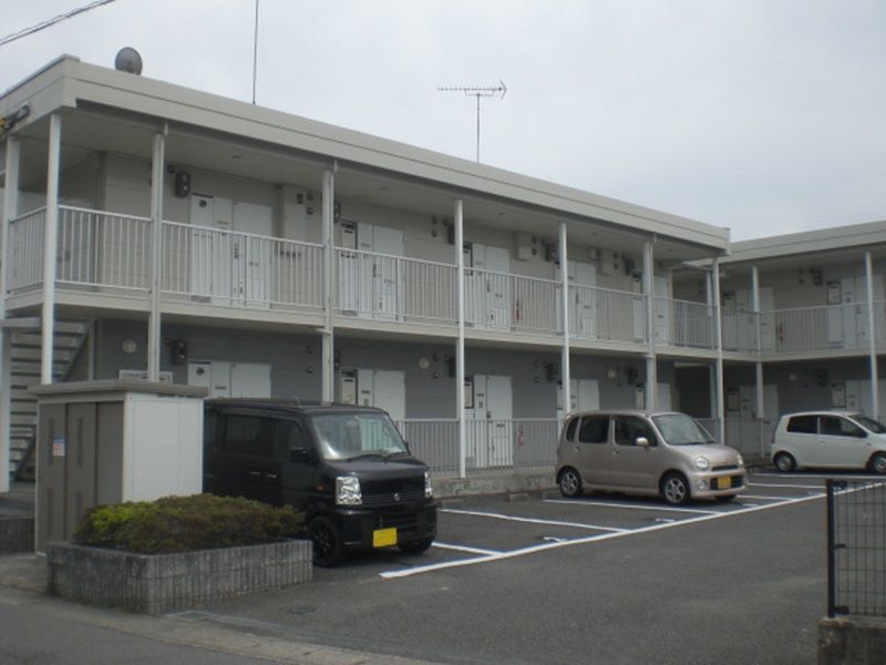 レオパレス千代ヶ丸Ａ＆Ａ エントランス