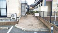 レオパレスラフィネ エントランス
