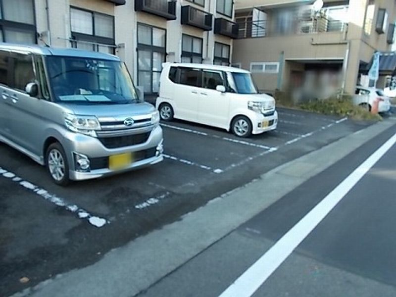 レオパレス大神 駐車場