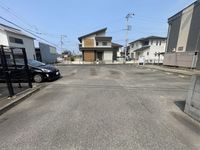 レオパレス前田 駐車場