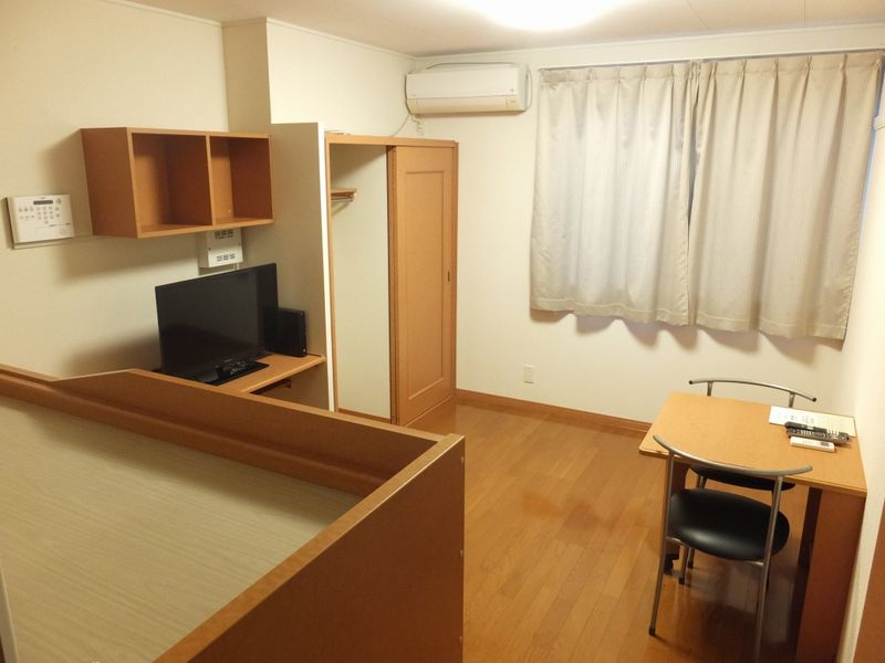 レオパレスオータムⅡ 居間