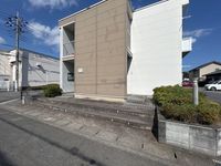 レオパレスハイランド エントランス